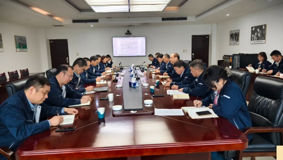 鄭紡機(jī)黨委研究部署深入貫徹中央八項(xiàng)規(guī)定精神學(xué)習(xí)教育 